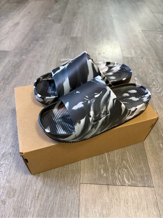 Nike Other - Nike Calm Slides SE Black Marbled Men's Size 8 - (FV5637-001)